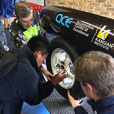 Experiencing wheel tightening first hand